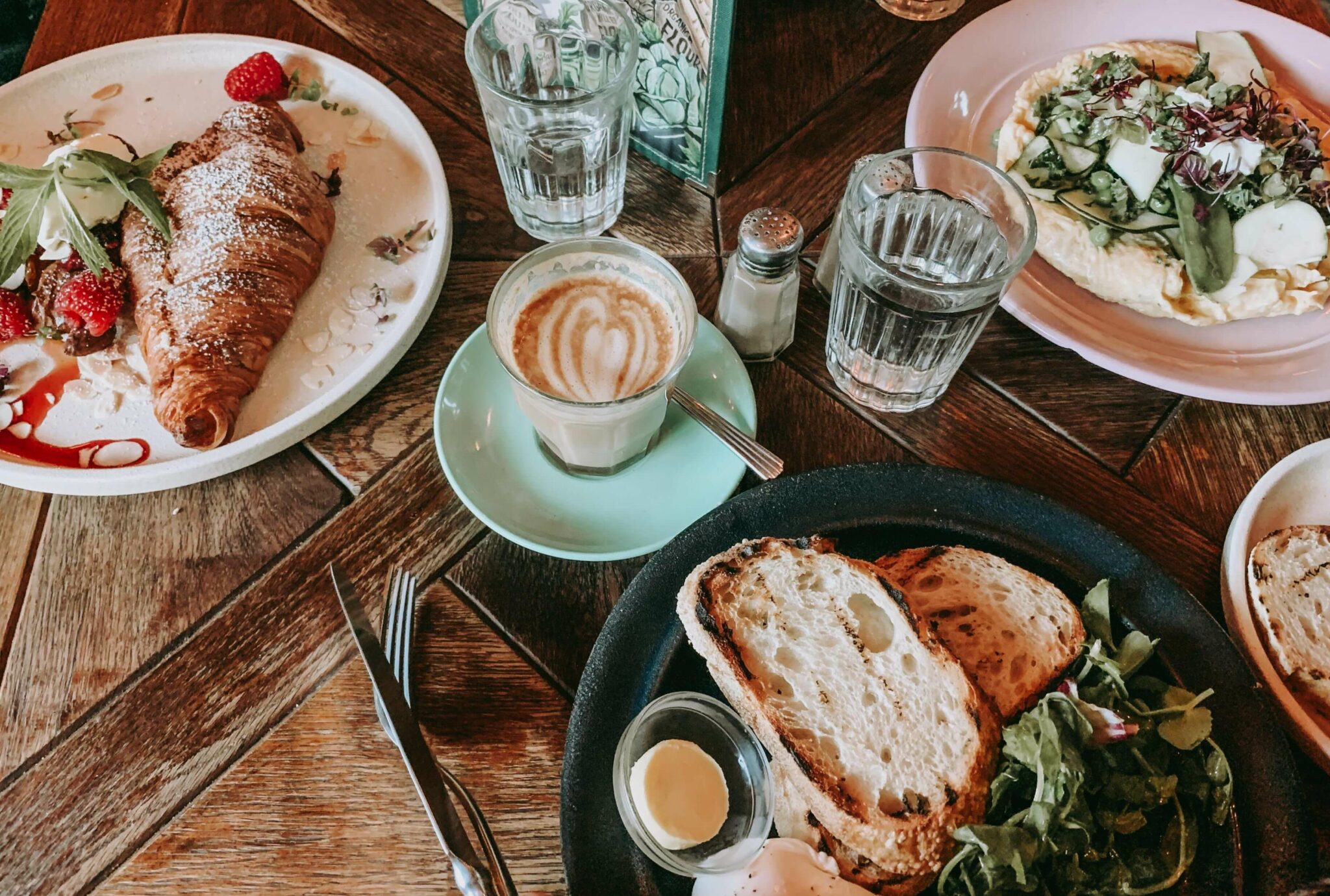 Die 10 besten Cafés zum Brunchen in Köln
